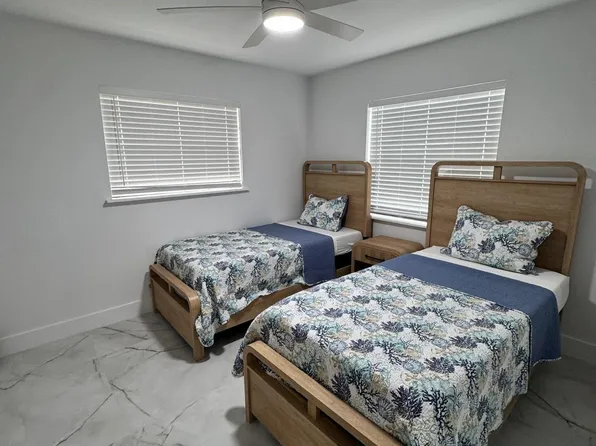 221 SE 11th Ave #1, Pompano Beach, FL 33060