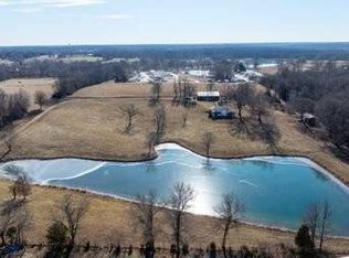 1402 Jade Rd, Columbia, MO 65201