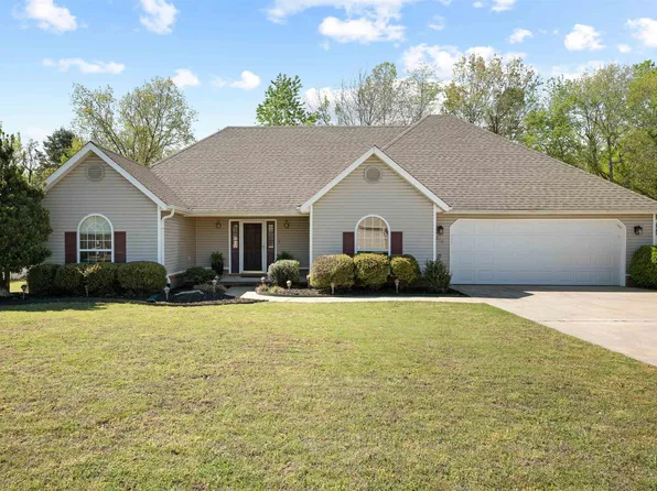 1810 Cypress St, Paragould, AR 72450