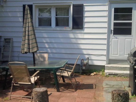 2nd image of 764 Hillsdale Ave