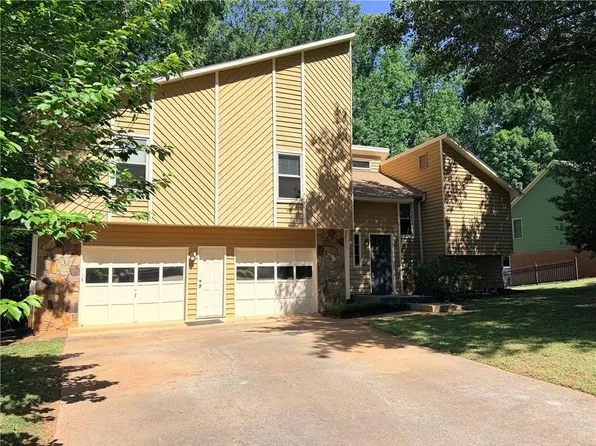 284 Angla Dr SE, Smyrna, GA 30082