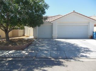 977 English Heather Dr, Las Vegas, NV 89123