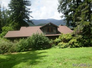 69 Tipperary Trl, Waynesville, NC 28786