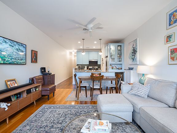 3rd image of 203 Pavonia Ave APT 2L