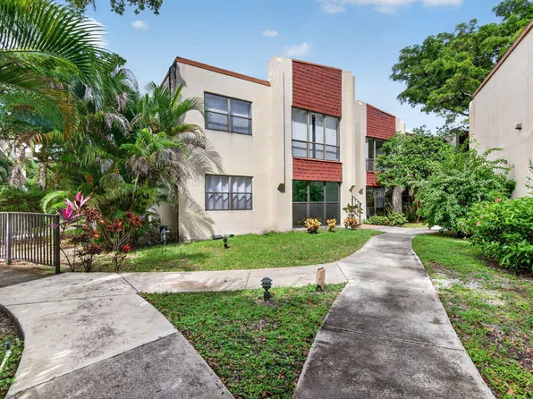 301 N Pine Island Road #162, Plantation, FL 33324