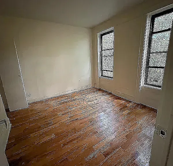 729 Lafayette Ave #2L — Photo 1