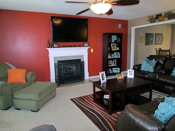 4th image of 924 Carole Summey Dr