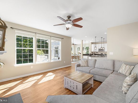 5th image of 35550 Saint James Dr