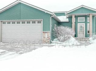 908 36th Ave W, West Fargo, ND 58078