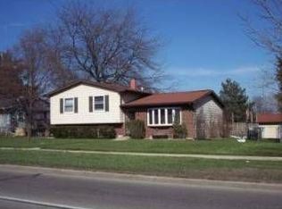 2437 N Lewis Ave, Waukegan, IL