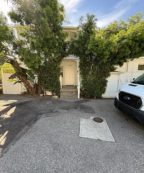 22834 Pacific Coast Hwy — Photo 1