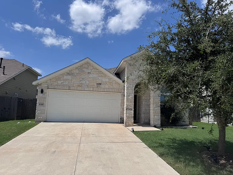 6301 Arbor Crest Ln — Photo 2