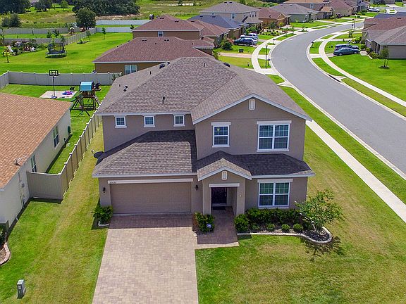 3rd image of 23630 Companero Dr