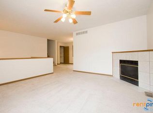 2717 S 17th St, Lincoln, NE 68502