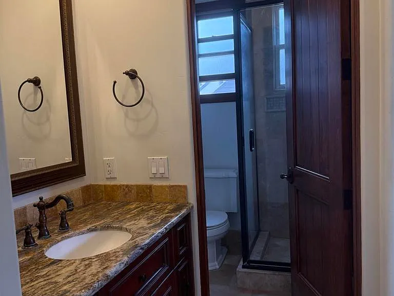 1550 Summit Ave — Photo 7