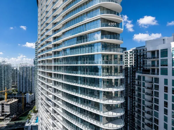 300 Biscayne Boulevard Way, Miami, FL