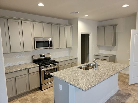 3rd image of 40350 Bay Warbler Way