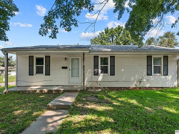 2nd image of 6118 Camden Ave