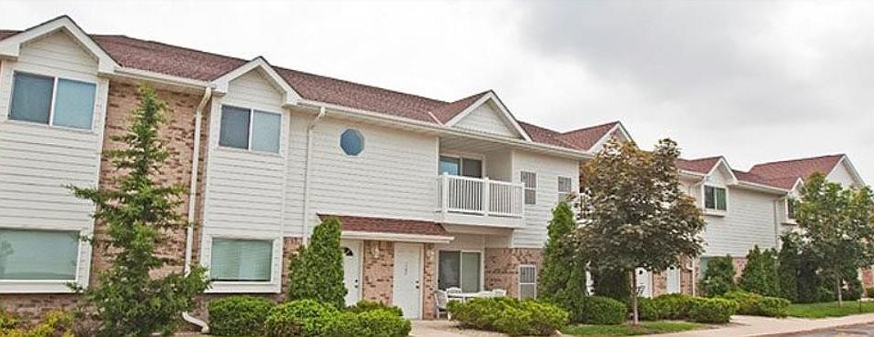 2nd image of 5515 35th St Unit 202