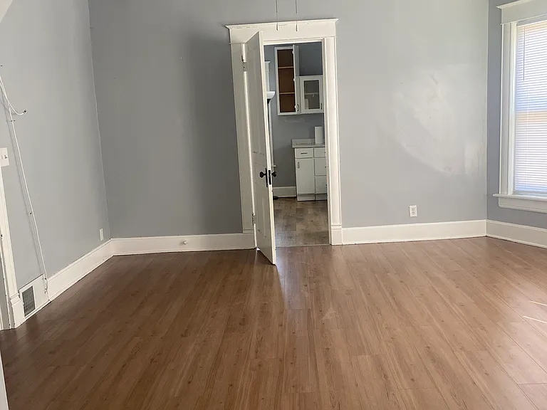 2017 Charles St — Photo 10