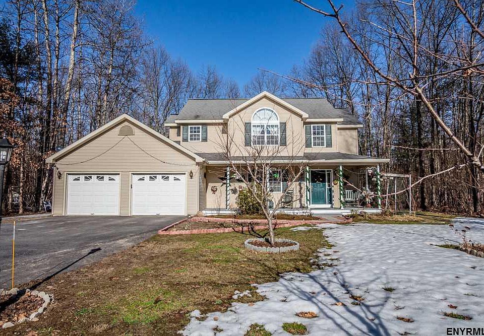 1st image of 14 White Birch Ln
