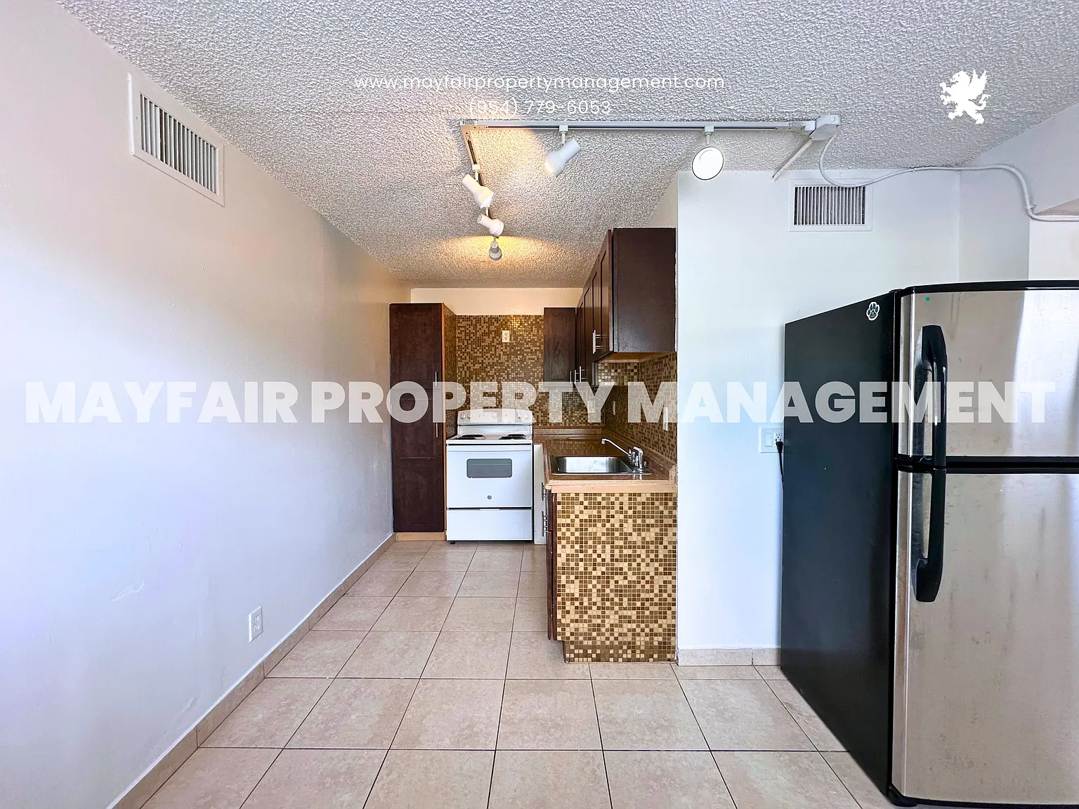 928 South Federal Highway - 27 — Photo 2
