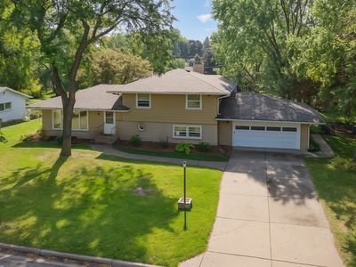 958 Woodlynn Ave, Roseville, MN, 55113