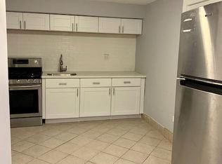 1800 W Cermak Rd, Chicago, IL 60608