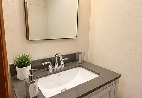 4th image of 4411 Corliss Ave N APT 1