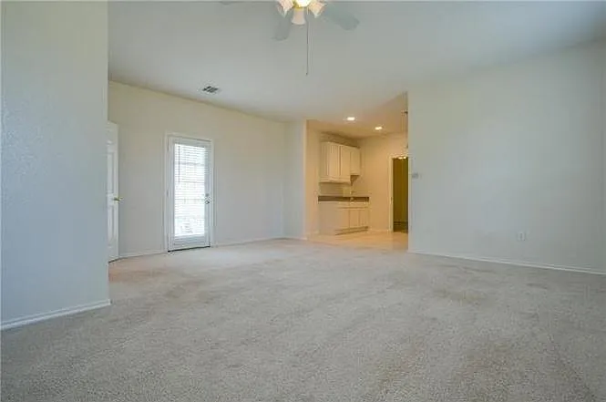 320 Twin Creek Dr — Photo 19