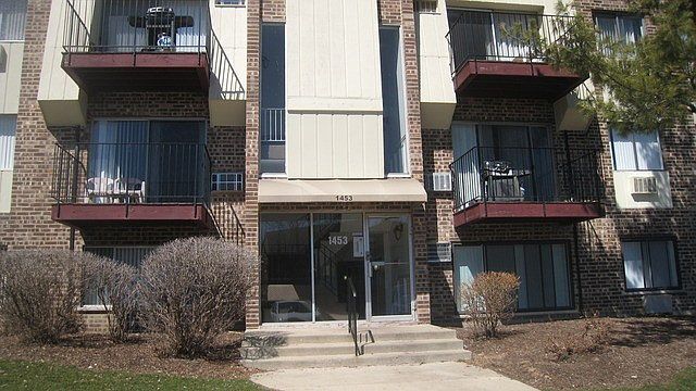 1st image of 1453 N Winslowe Dr APT 104