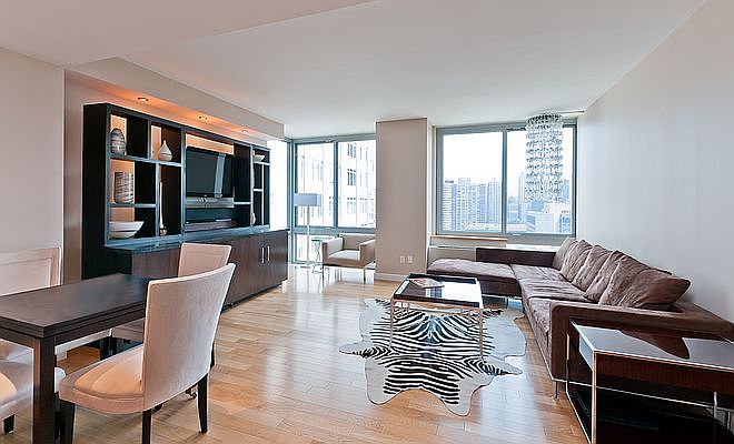 1st image of 225 W 60th St APT 18C