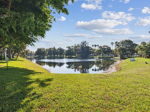 3rd image of 15492 Lakes Of Delray Boulevard #204
