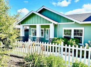 412 E Maple St, Sequim, WA 98382