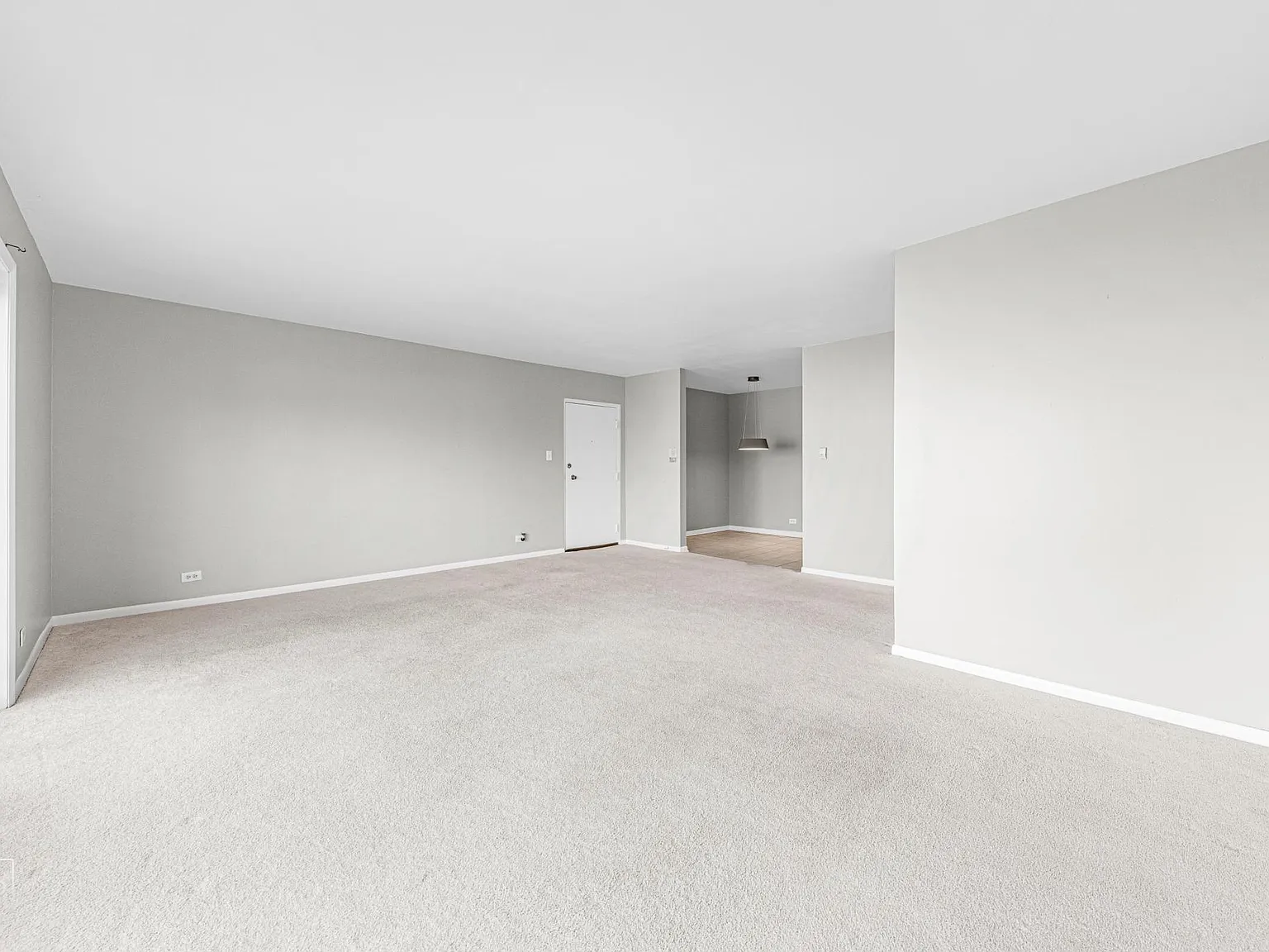2 bed, 1144 sqft, $1,845 — Photo 3