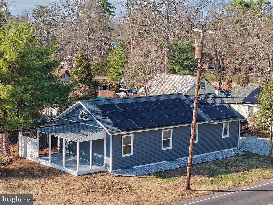1st image of 681 Williamstown Rd