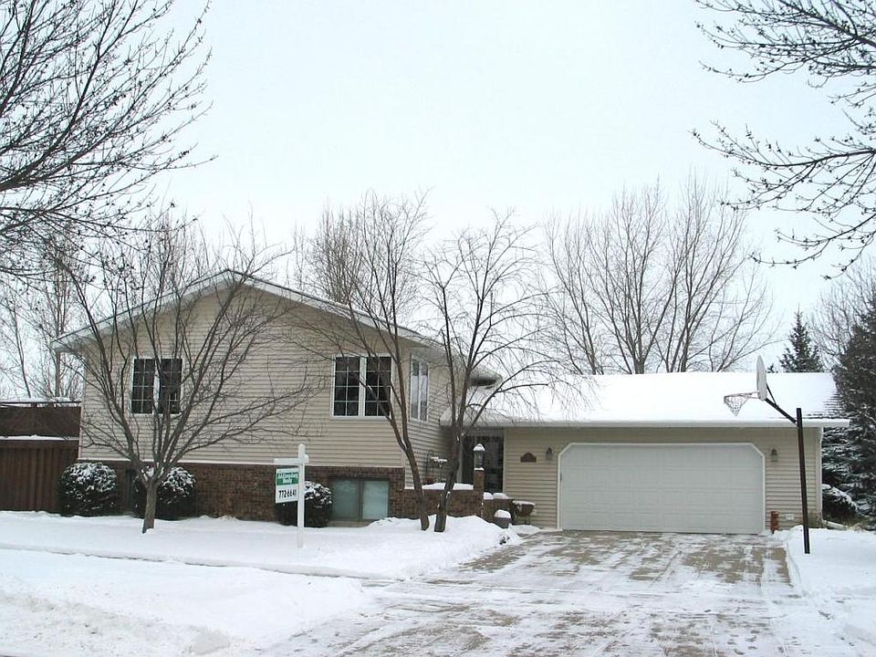 1st image of 227 Circle Hills Dr