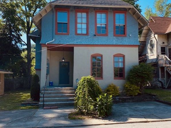 102 Watson Ct
