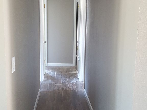 5th image of 1307 Danberry St