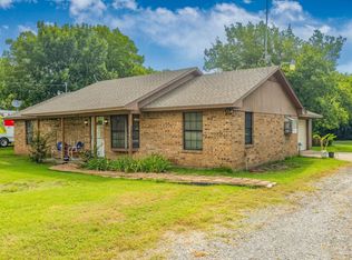 206 N Main St, Bailey, TX 75413