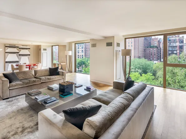 50 Gramercy Park North image 1 of 16