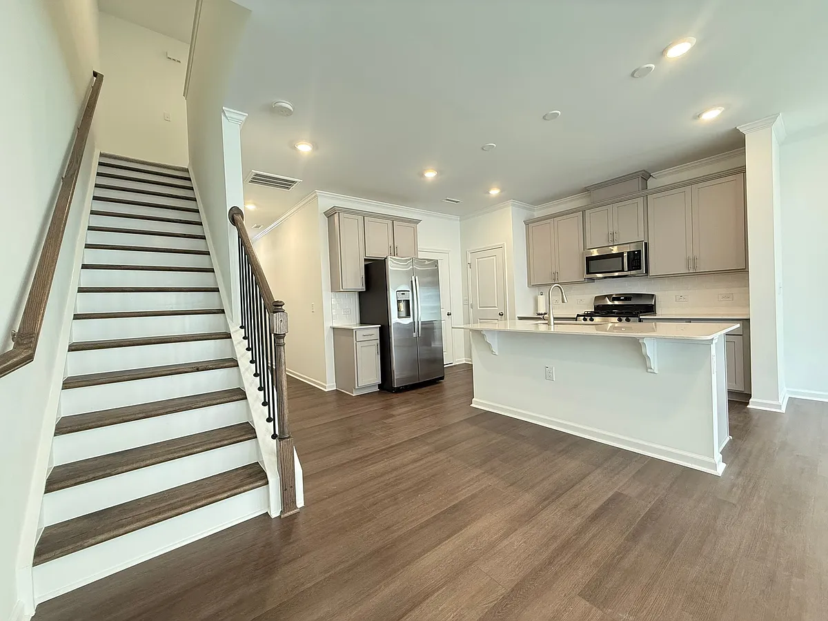 Kitchen - 839 Windmill Palm Dr