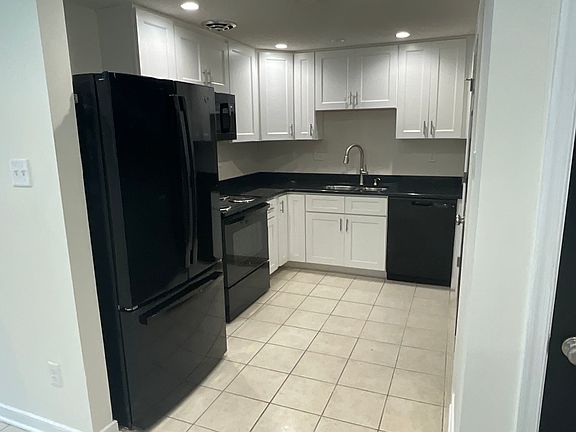 2nd image of 9010 Water Oak Ct