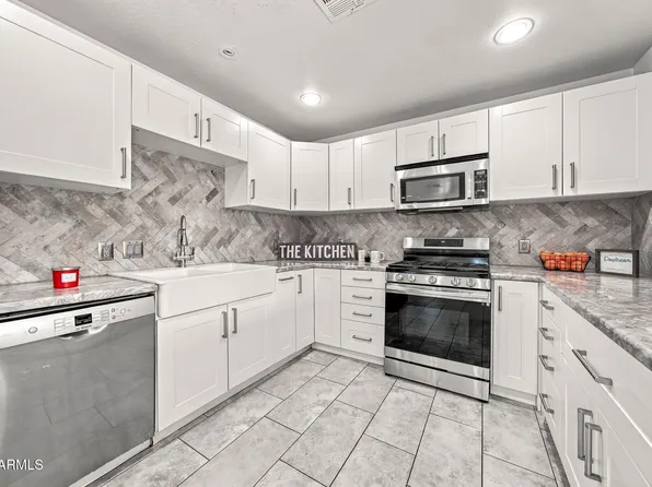7137 N 33rd Avenue, Phoenix, AZ 85051