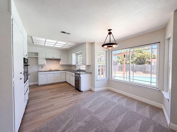 2nd image of 3356 Admiral Dr