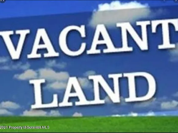 Flannell Rd, Carbondale, PA 18407