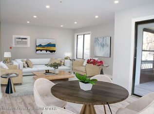127 Amberly Dr UNIT F, Manalapan, NJ