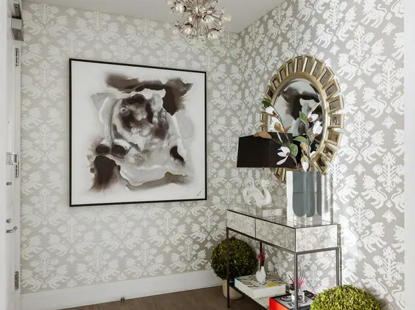 200 East 95th Street image 11 of 28