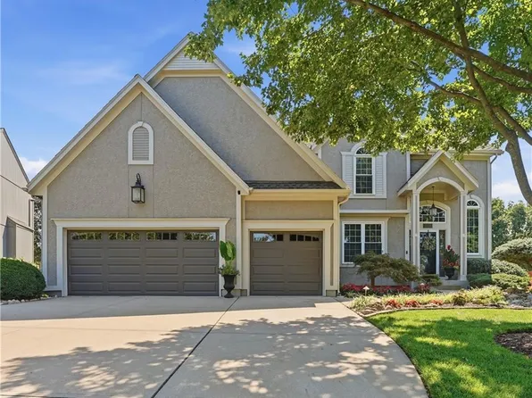 15231 Woodson Ln, Overland Park, KS 66223