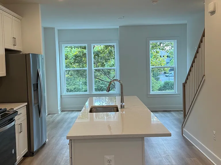 831 King Farm Blvd — Photo 8